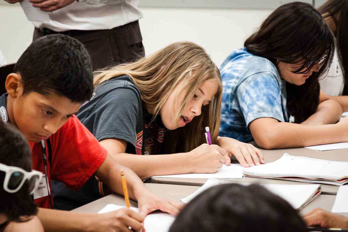 kids studying